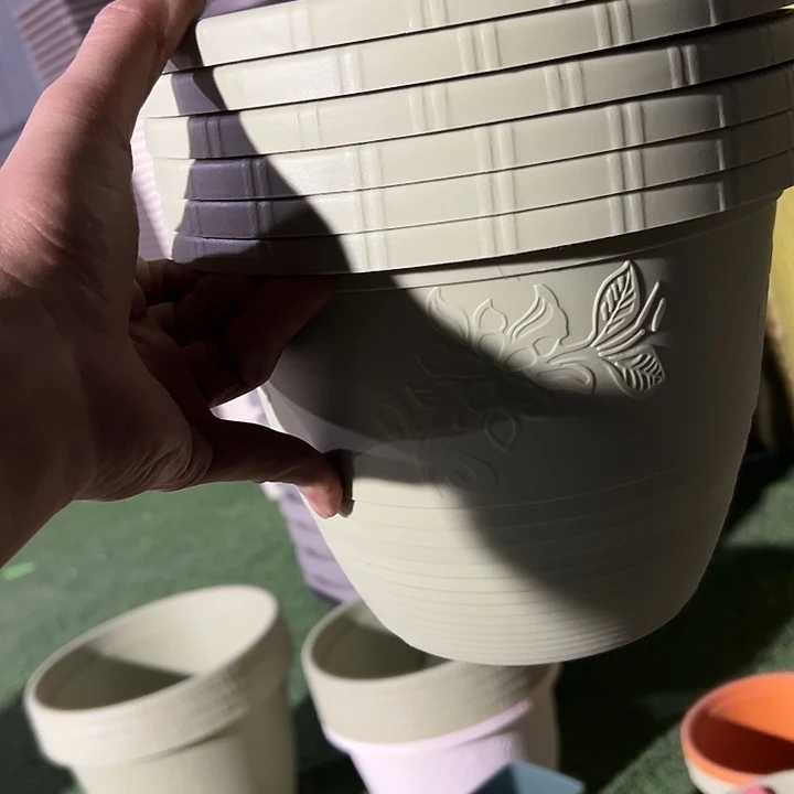 正品绿色浮雕23外径17高6个盆