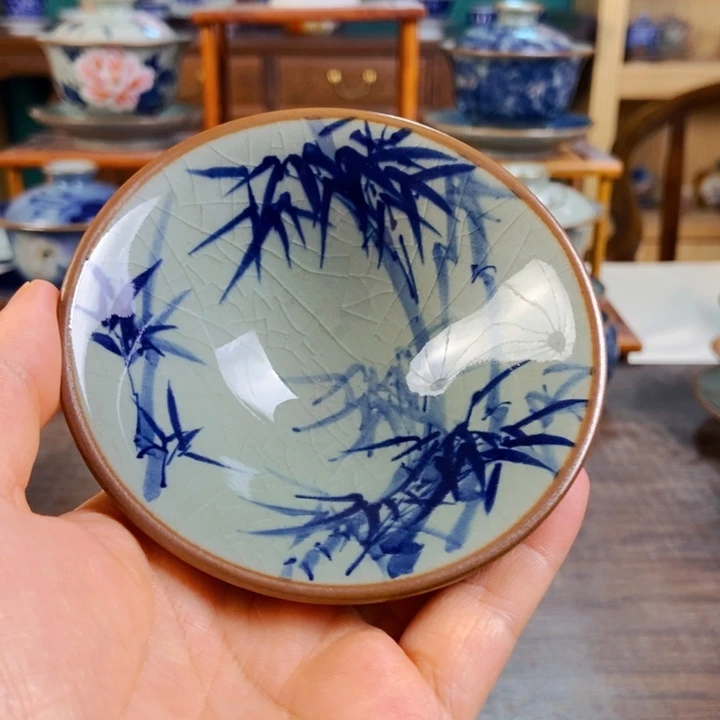 瓷片手工制作工艺精湛等