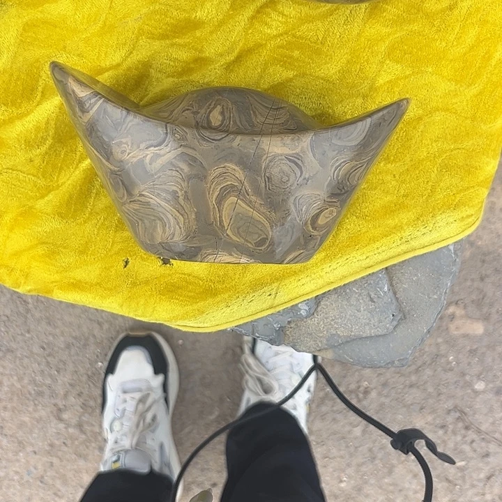 海***空精品金钱石元宝石