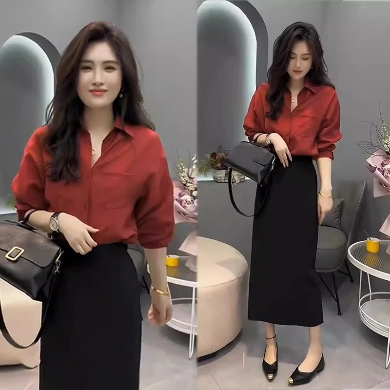 2025初秋穿搭红色衬衫黑色半身裙盐系减龄高级感时尚气质显瘦套装