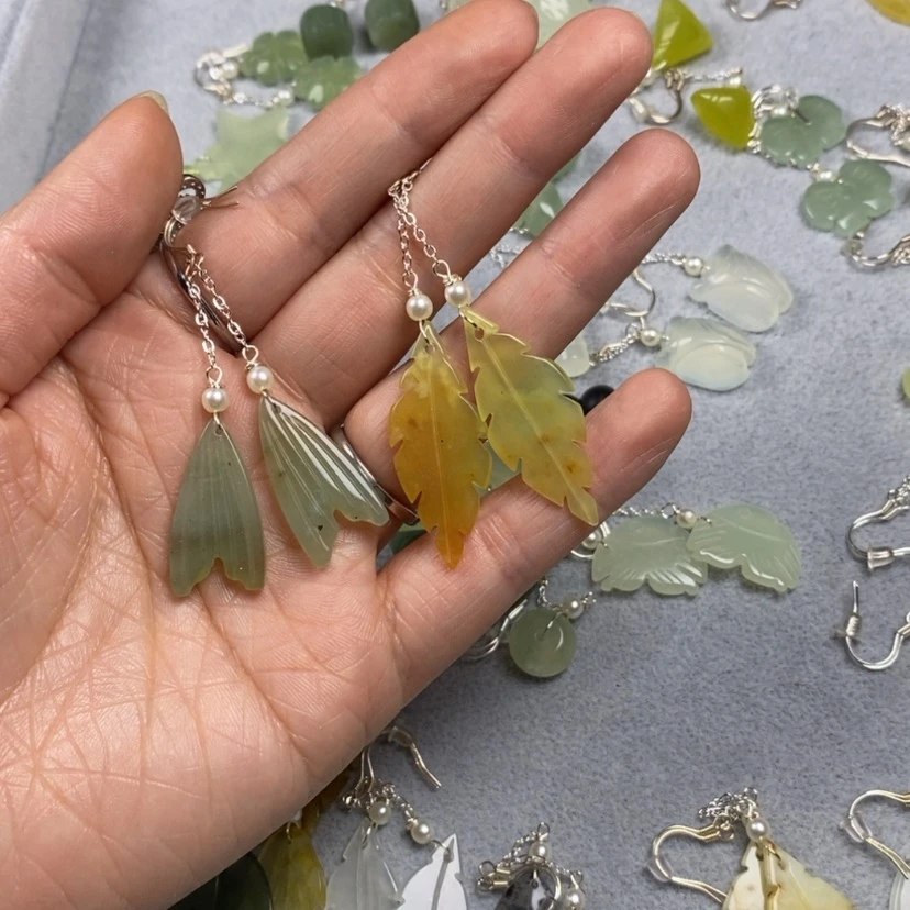 【闪购商品】蛇纹石玉挂件耳饰耳环项链未镶嵌梅*花