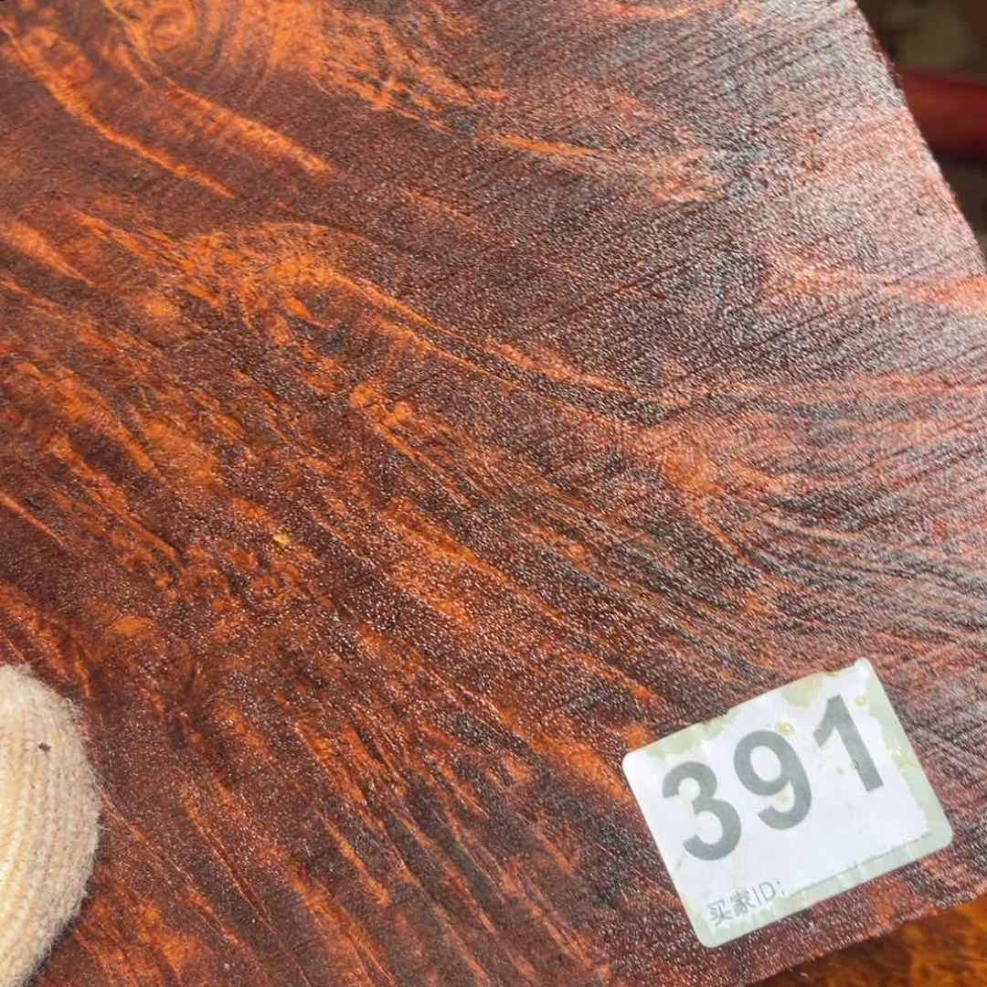 大果紫檀（缅甸花梨）远*