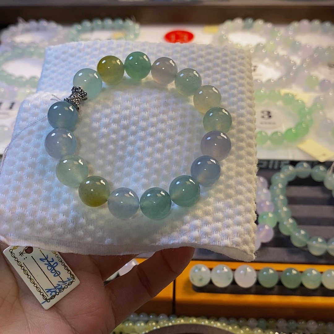 定制翡翠未镶嵌翡翠.
