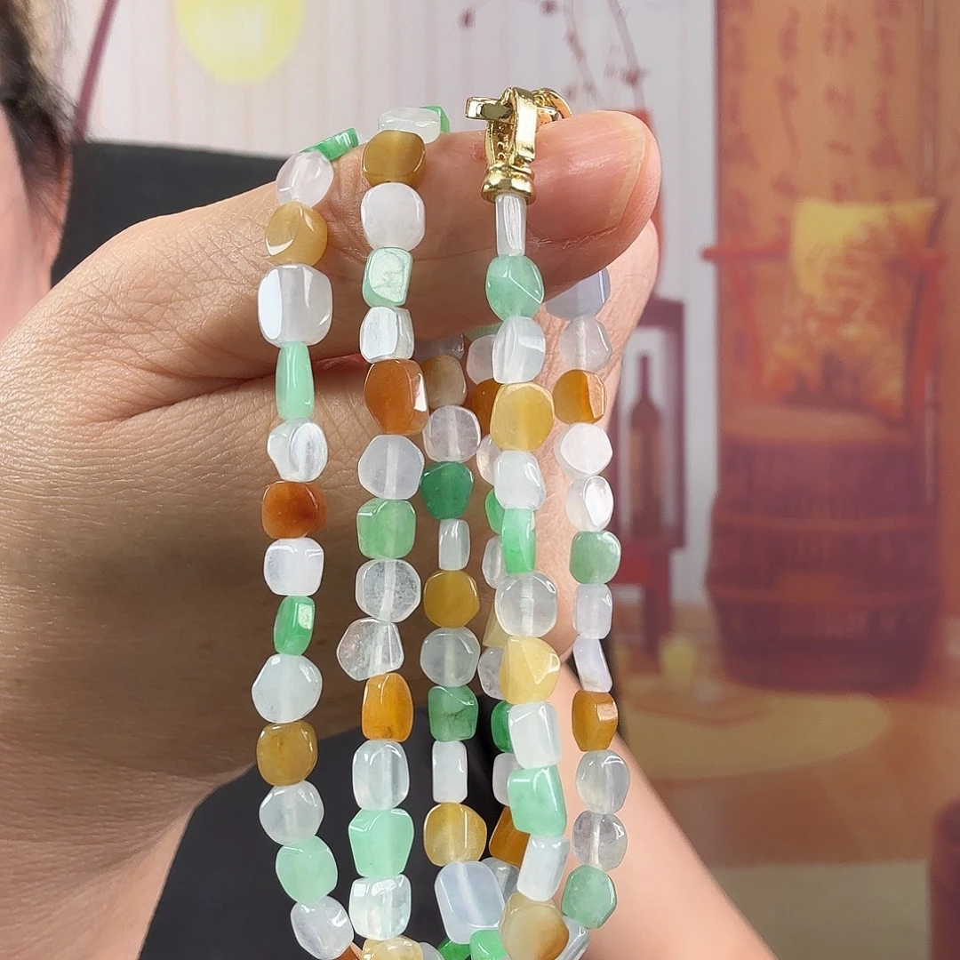 翡翠未镶嵌颈饰多宝