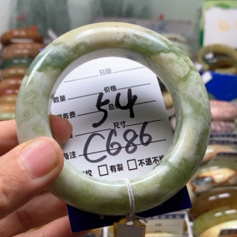 【闪购商品】未镶嵌蛇纹石玉手镯