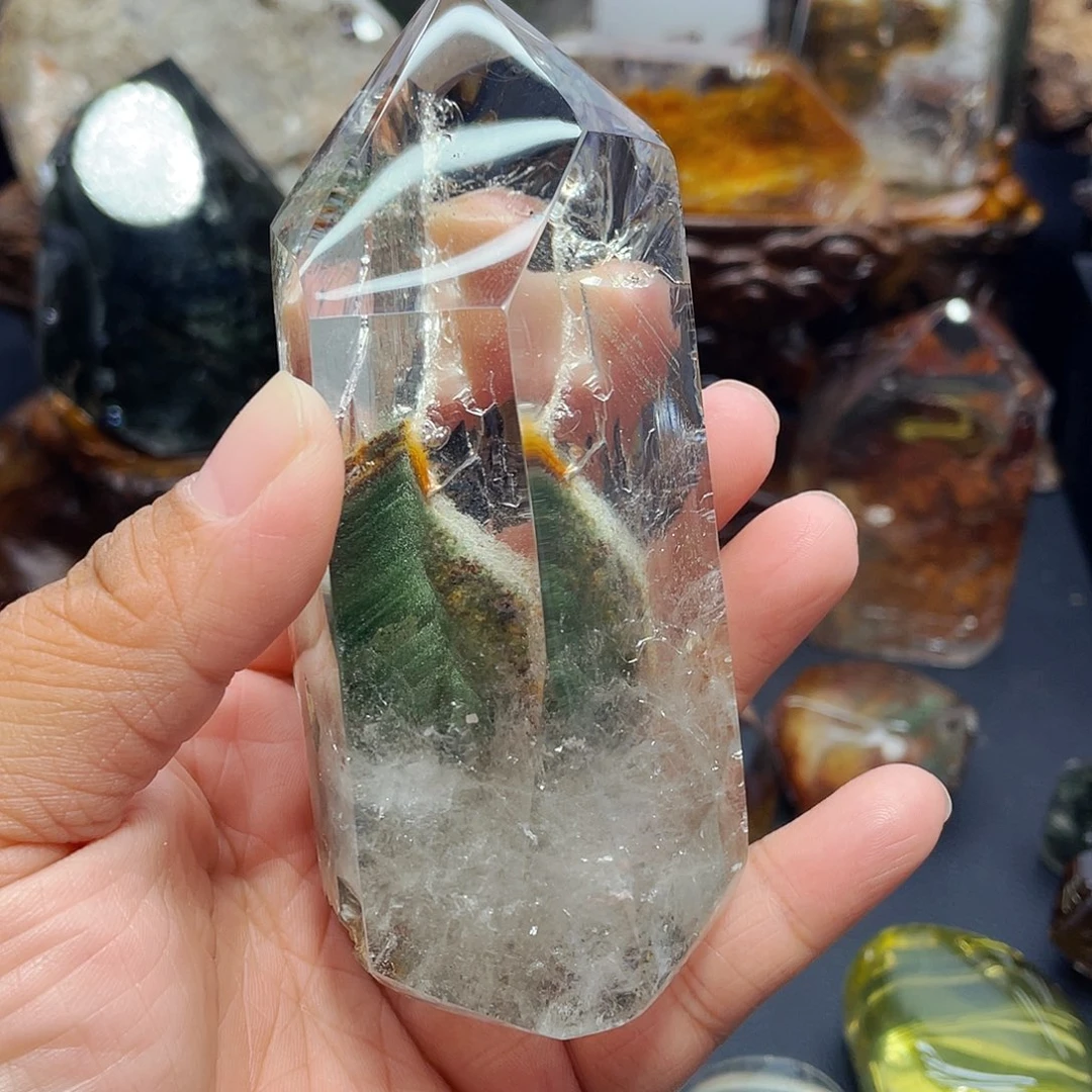 未镶嵌水晶大型摆件（非配饰）无**辈