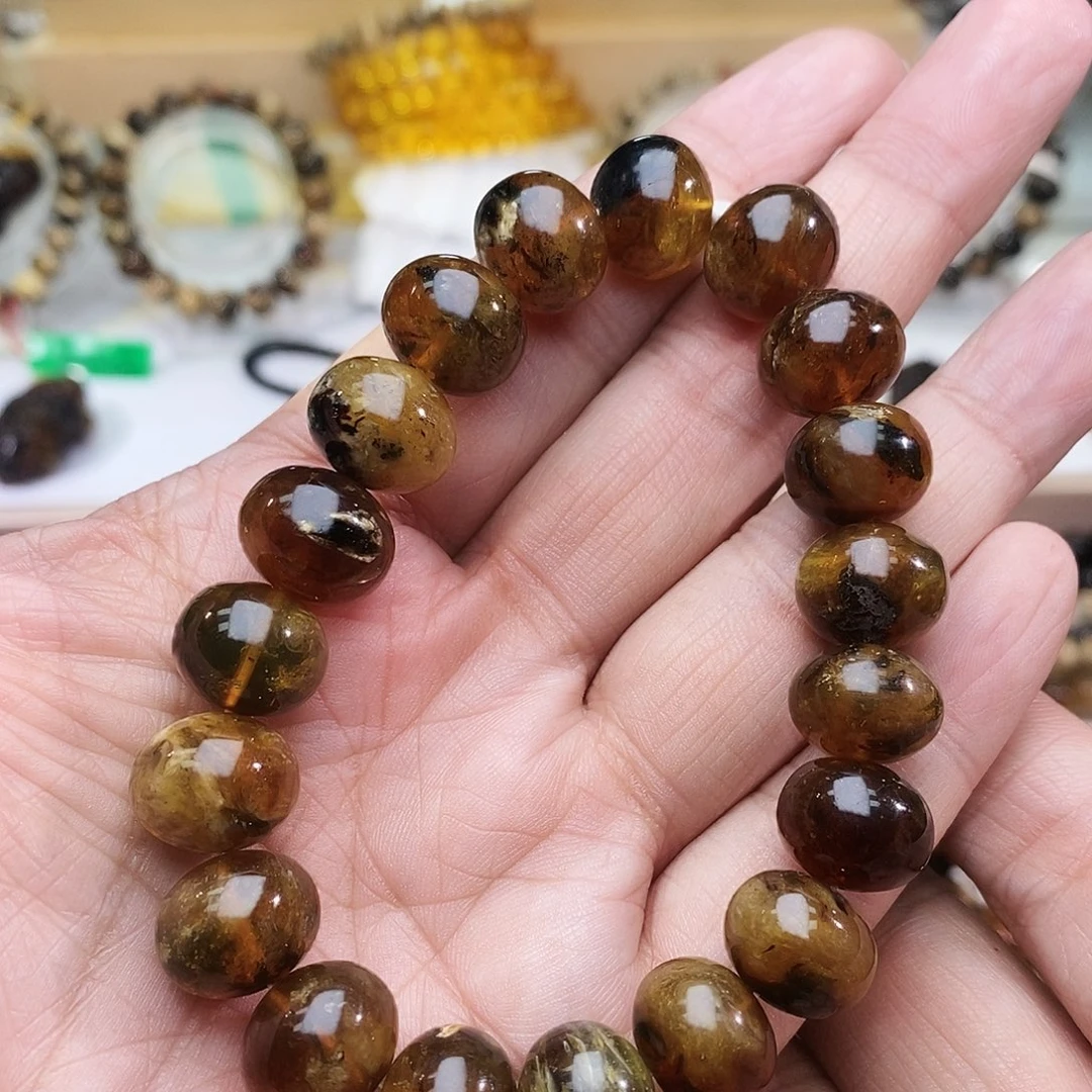 琥珀未镶嵌裸石13