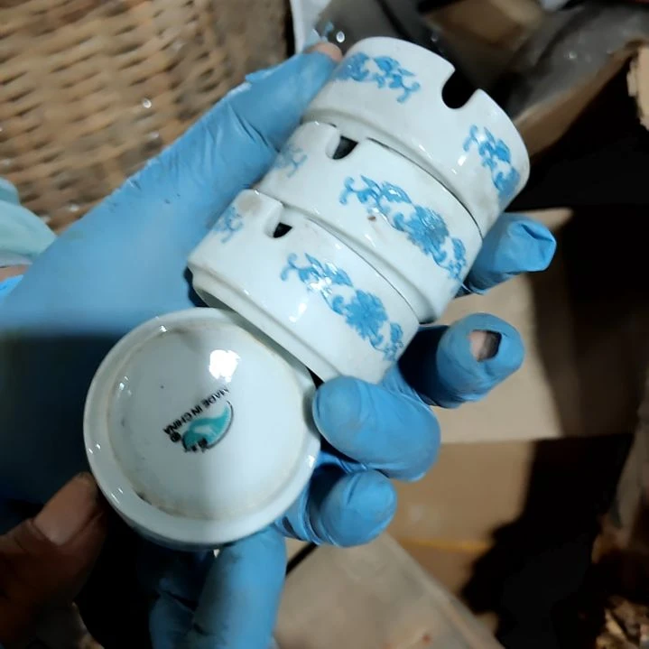 摆件陶瓷盘子碗啥都有