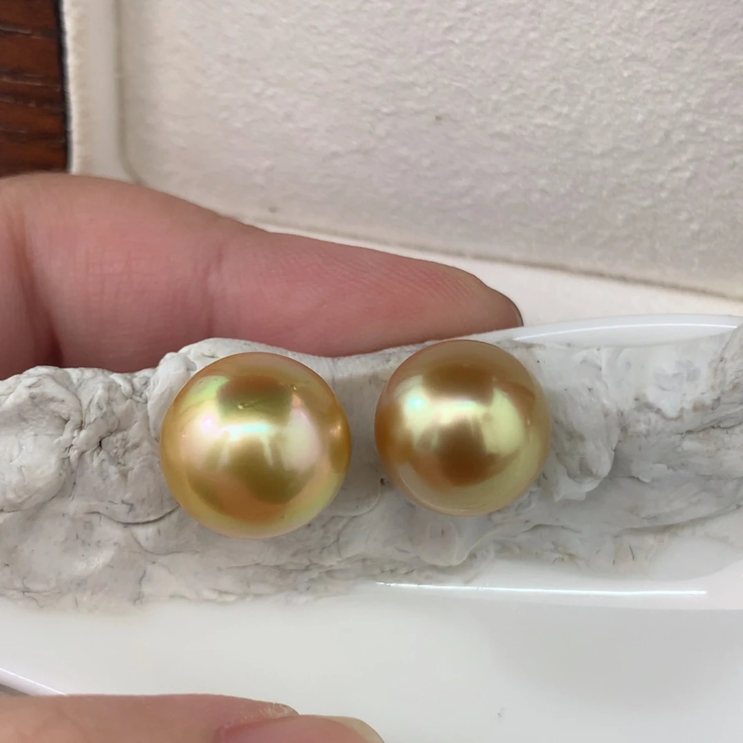 定制海水珍珠裸珠未镶嵌金珠两颗11-12 、12-13