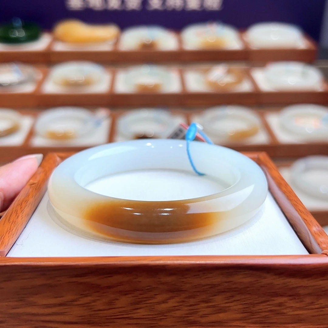 和田玉手镯56/57未镶嵌