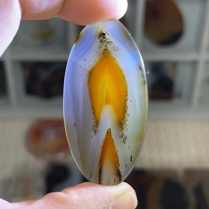 玛瑙/玉髓颈饰未镶嵌