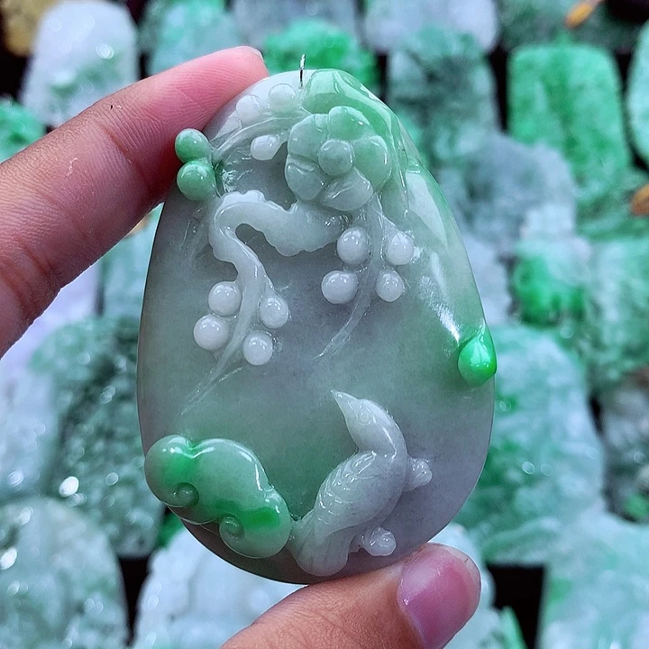 吊坠(不含链)未镶嵌翡翠