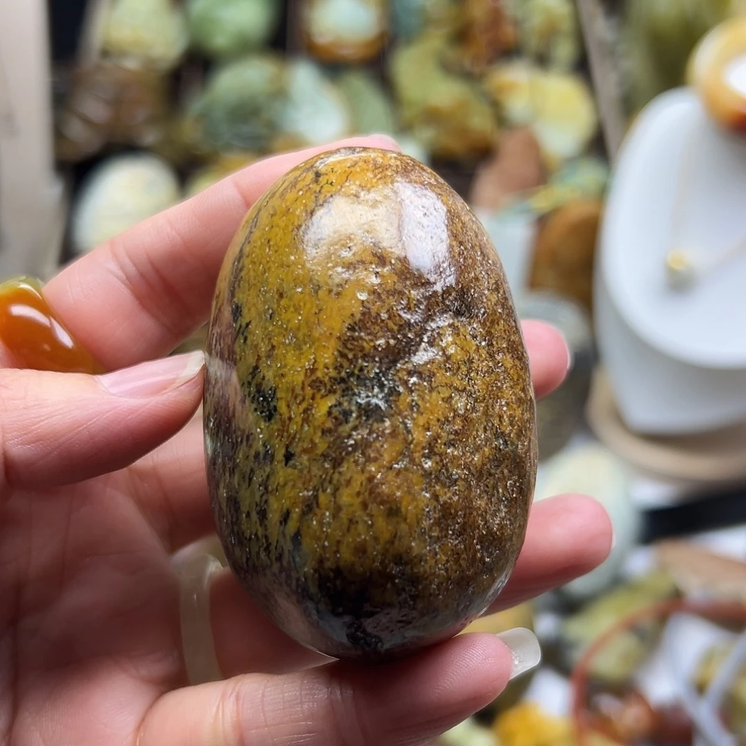 颈饰未镶嵌岫岩河磨玉（透闪石质玉）河磨玉手玩
