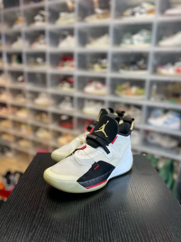 95新 MM6 aj33黑白实战鞋/44/已精洗/