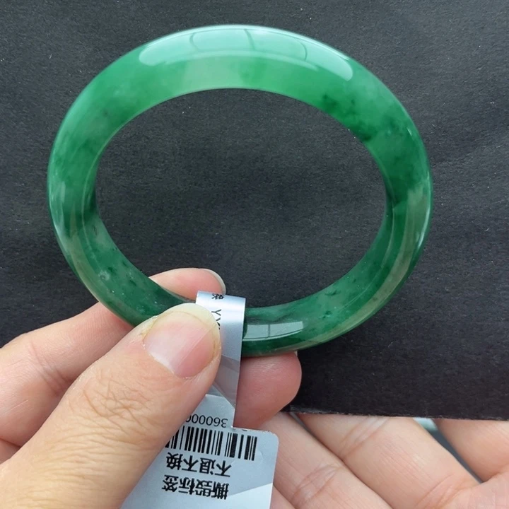 石英质玉未镶嵌手镯53/54