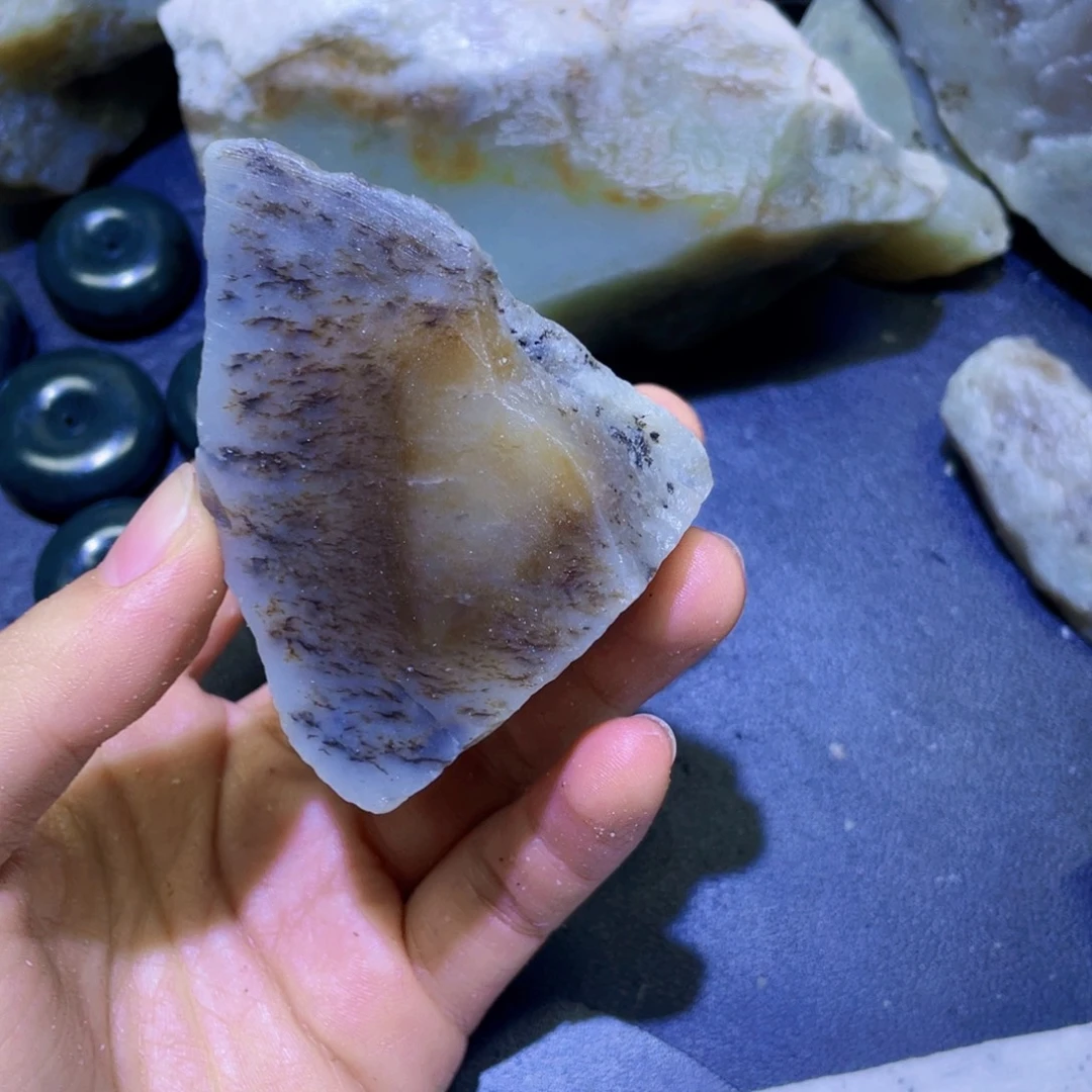 和田玉未镶嵌珠宝半成品