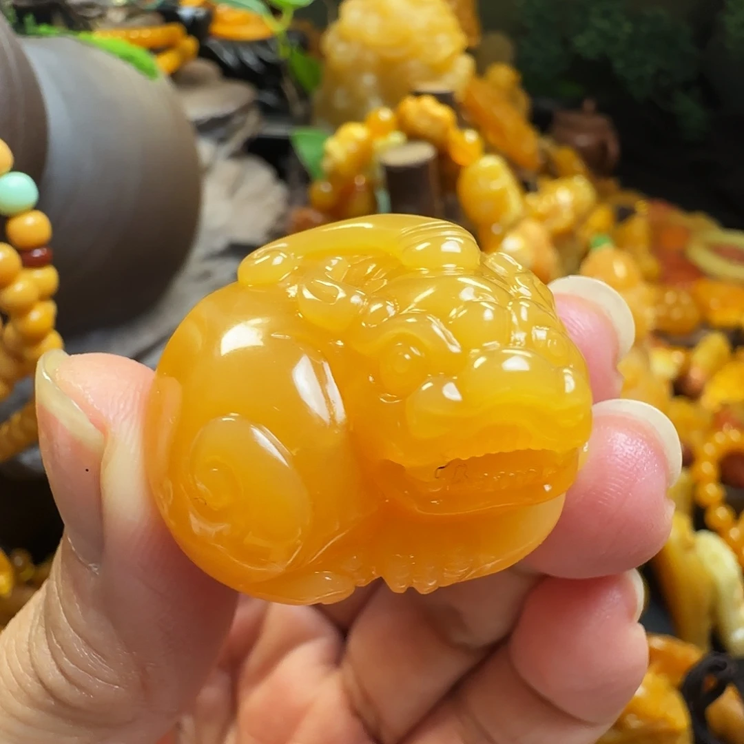 石英质玉（黄龙玉）未镶嵌吊坠缅黄 回头貔貅（不退换）