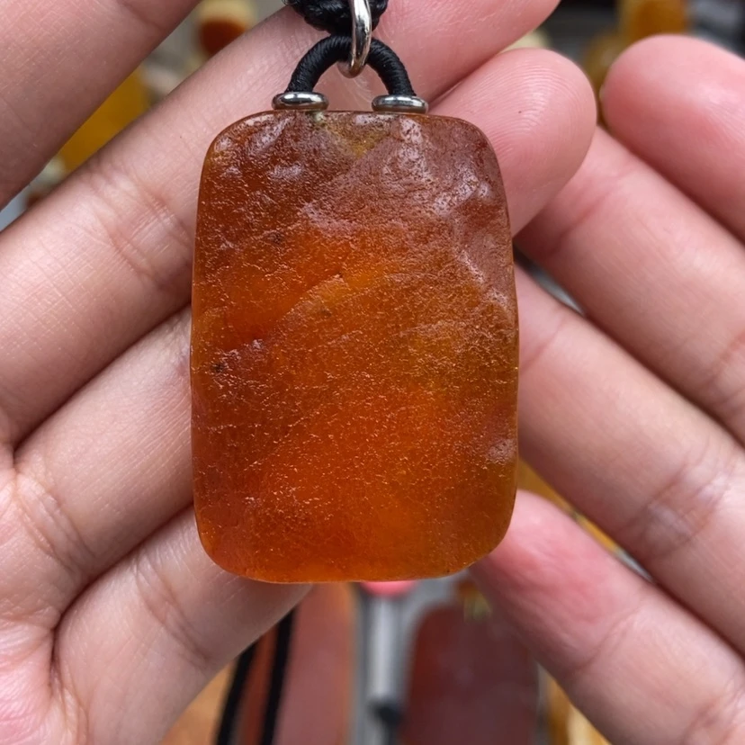 【闪购商品】未镶嵌颈饰琥珀