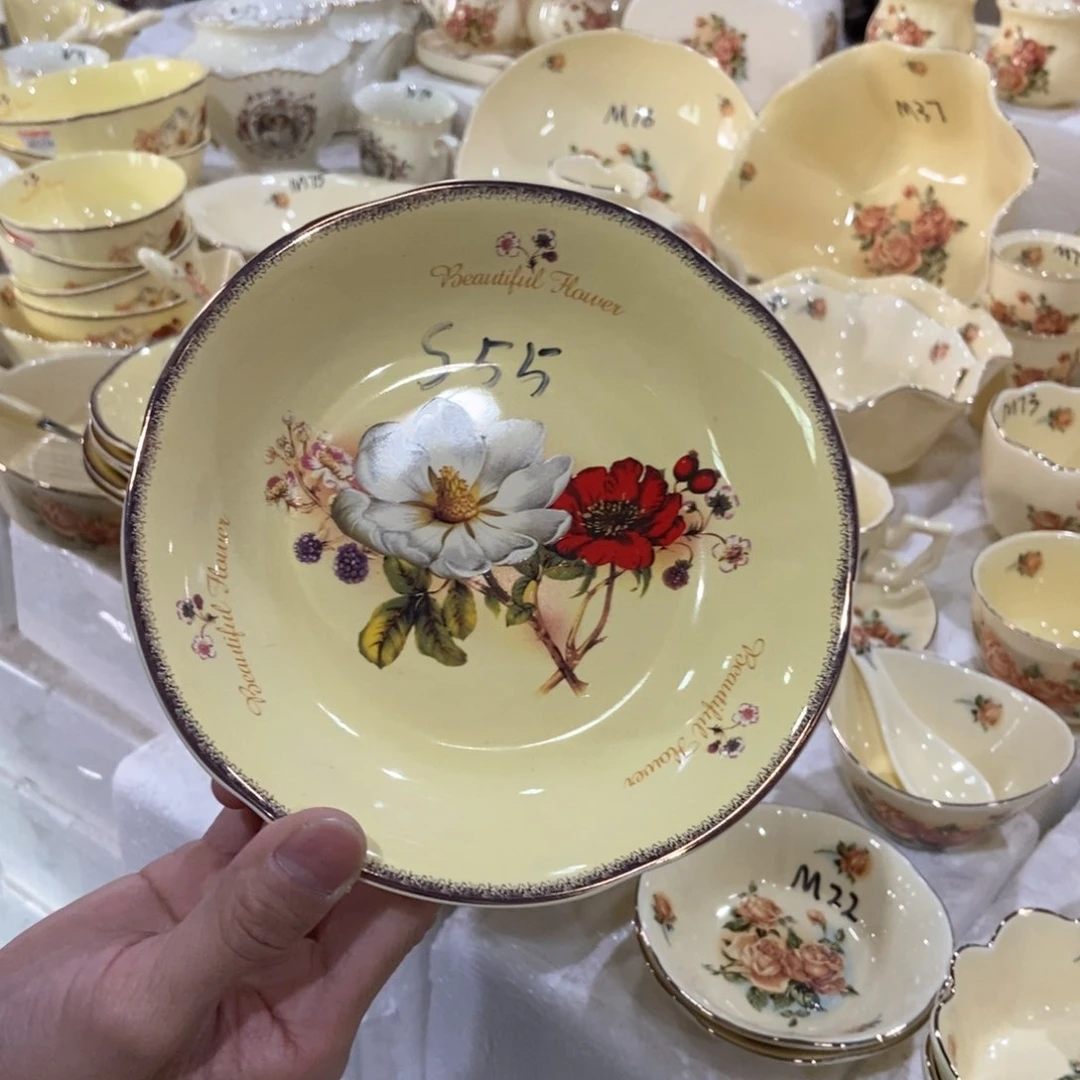 星博陶瓷…………4个7寸
