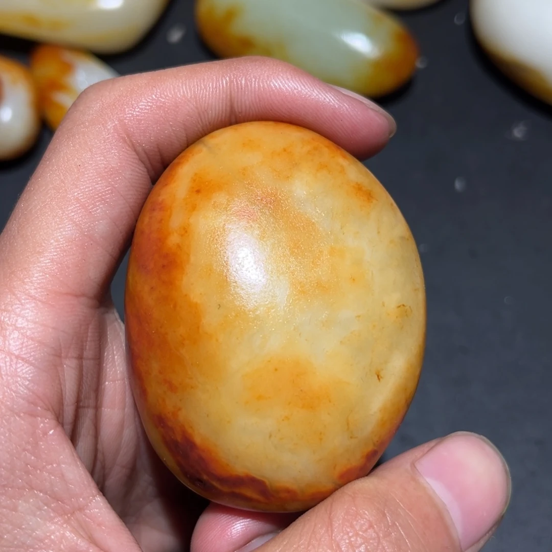 和田玉未镶嵌珠宝奇石