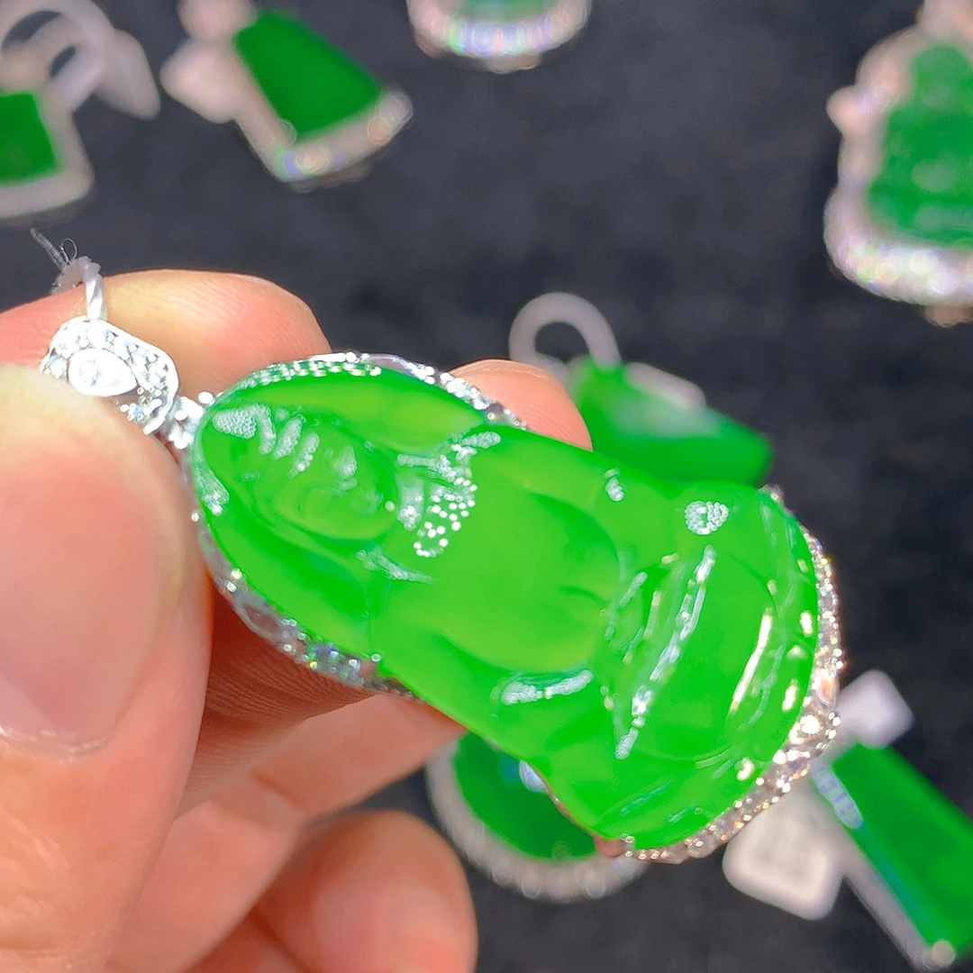 颈饰银S925镶嵌翡翠