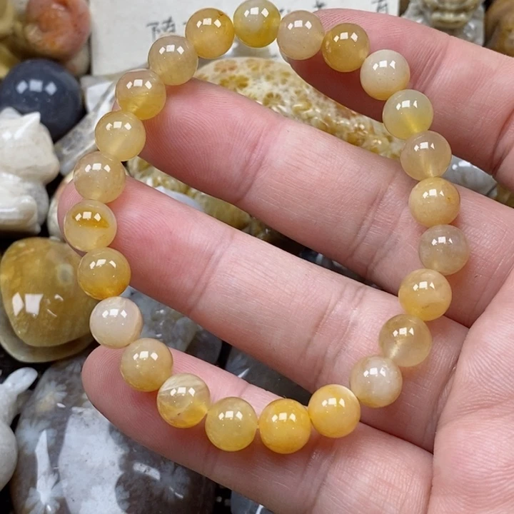 颈饰未镶嵌硅化珊瑚（珊瑚玉）