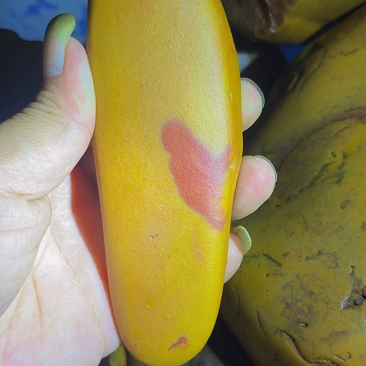 安徽石赣****司黄蜡石传说