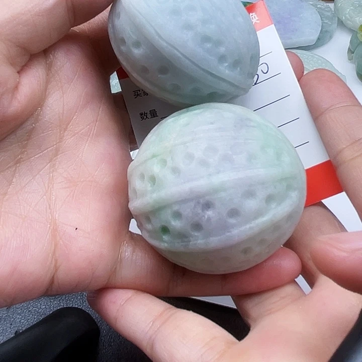茉***葫颈饰未镶嵌翡翠翡翠