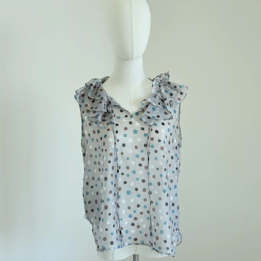 璇之恋·王璇搭配波点衫