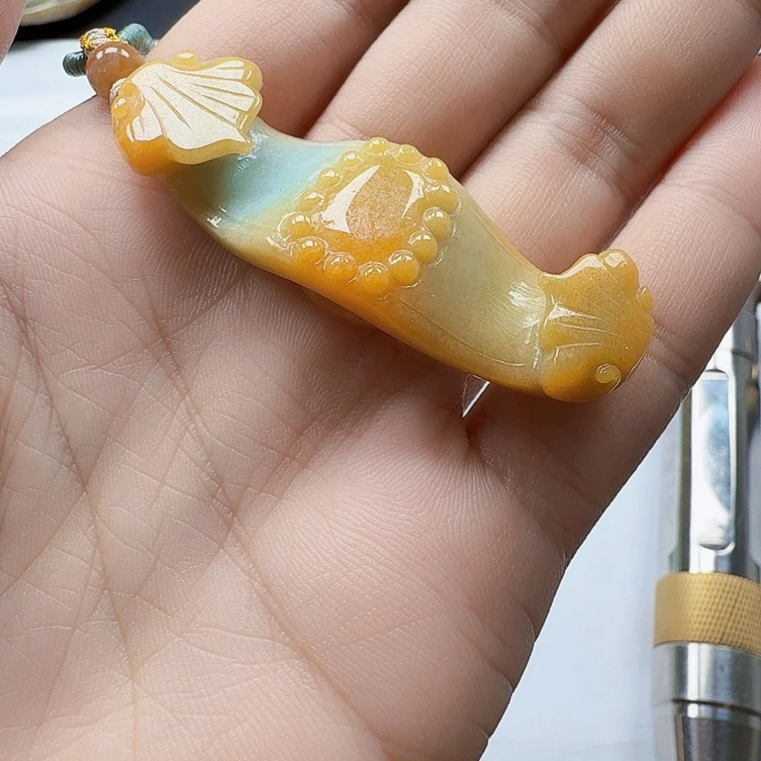 翡翠未镶嵌颈饰天然翡翠直播闪购