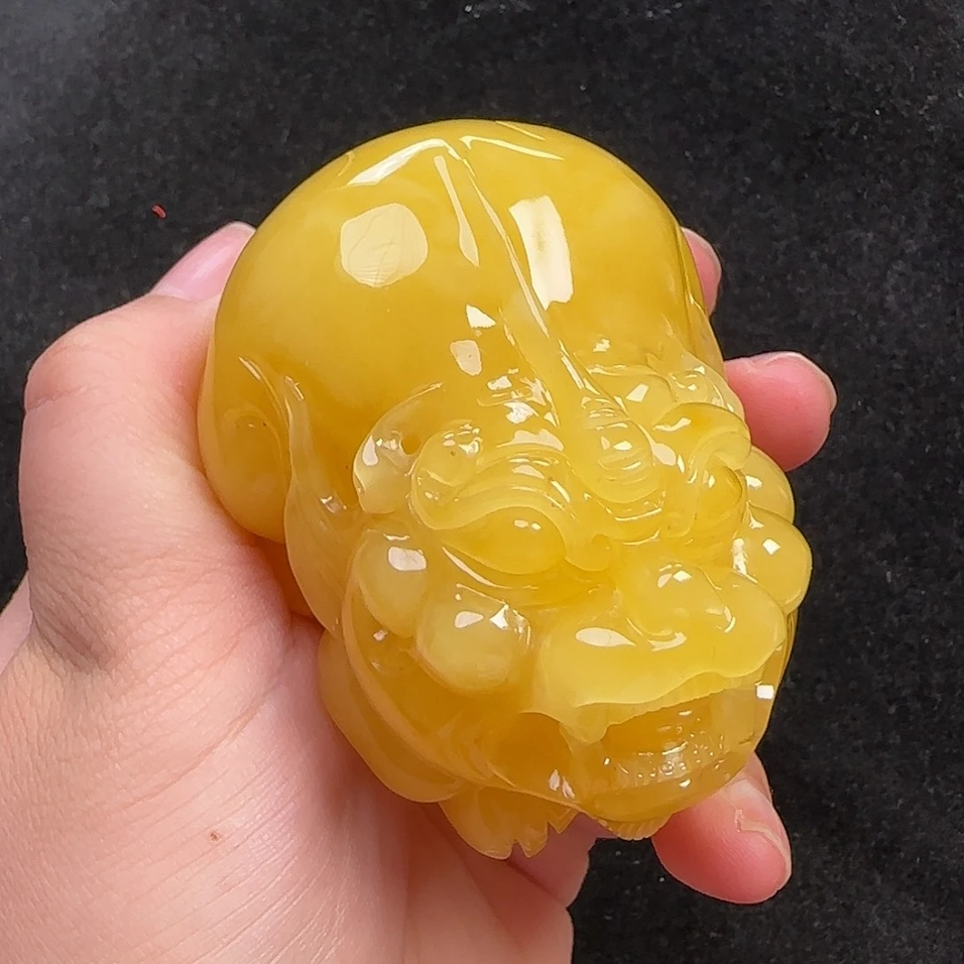 蜜蜡未镶嵌珠宝奇石