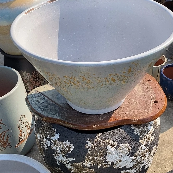 紫砂花盆口38高度24瑕疵