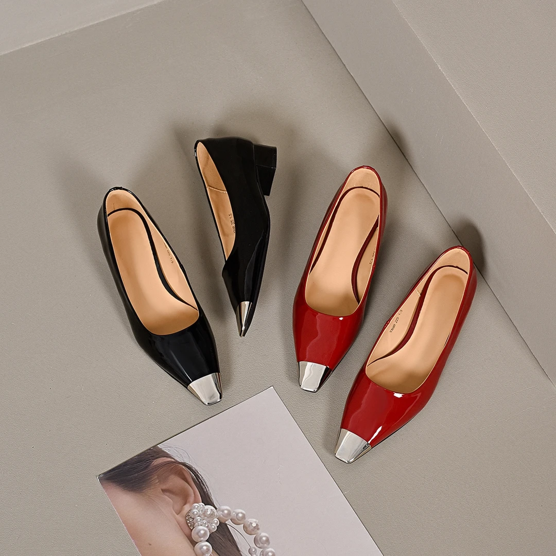 93688酒红色低跟鞋女小众设计感气质名媛配裙子金属头方跟单鞋