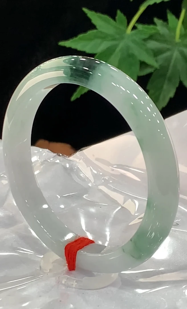 200702冰飘细条手镯 圈口：53.8