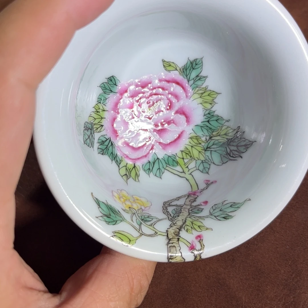 *****杯子手工手绘的陶瓷