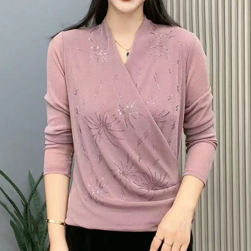 早秋新款女高级交叉领简约打底衫妈妈装洋气烫钻长袖T恤百搭上衣