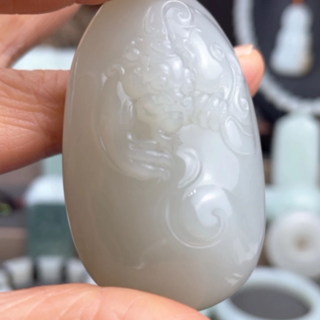 【闪购商品】颈饰未镶嵌和田玉