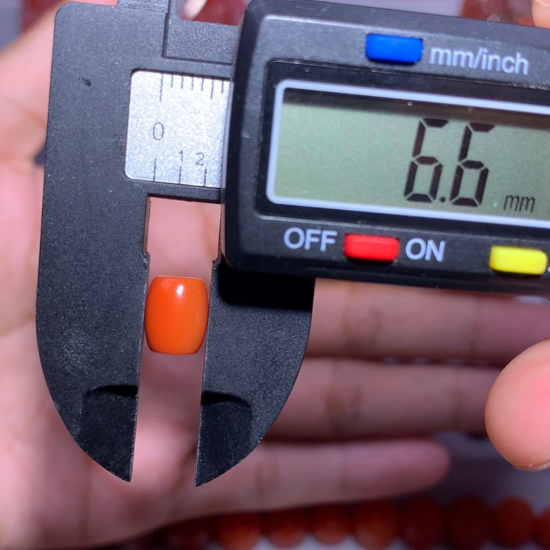 南红玛瑙未镶嵌满肉柿子直切6.6×8微纹