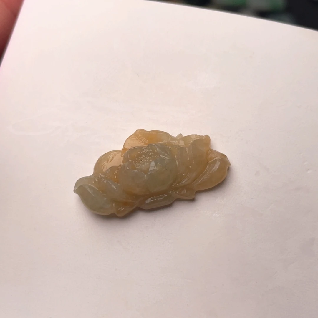 定制翡翠未镶嵌莲花