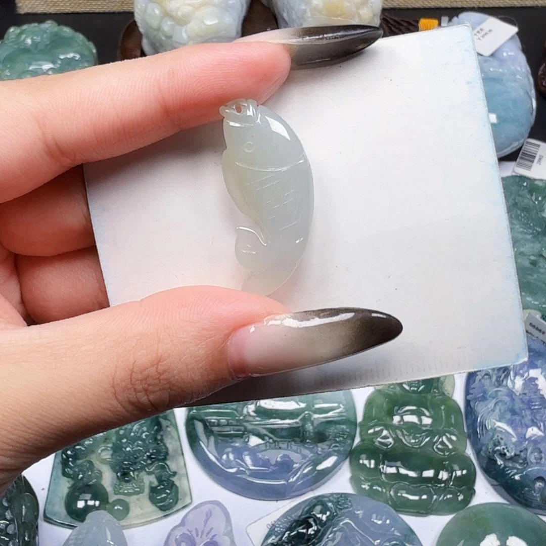 翡翠未镶嵌挂件翡翠