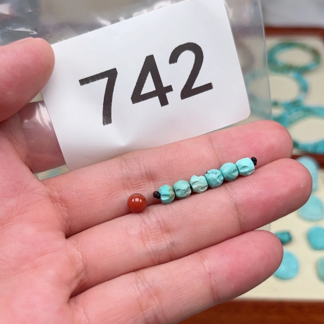 南红玛瑙未镶嵌珠宝奇石