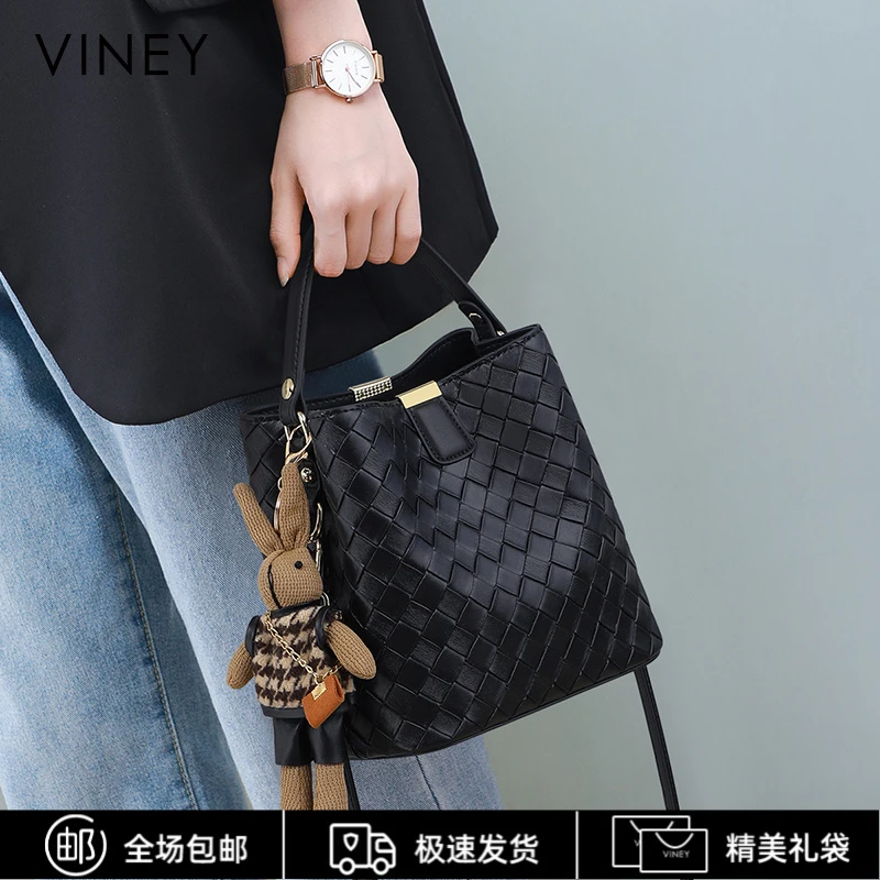 Viney真皮包包女2025款洋气简约单肩水桶包生日新年礼物送女生