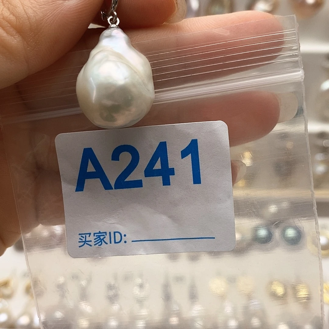 颈饰未镶嵌淡水珍珠