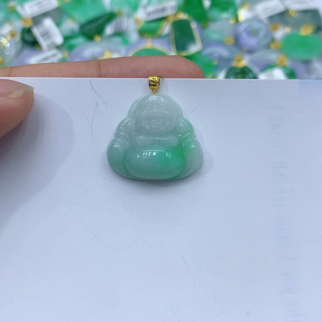 ****m颈饰18K金镶嵌翡翠佛
