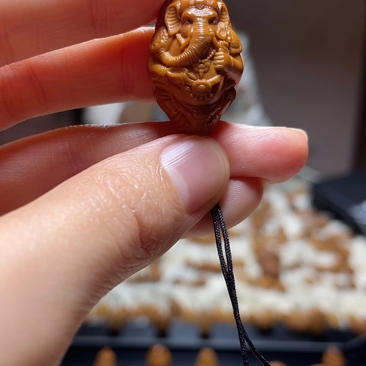 橄榄核吊坠橄榄 象神