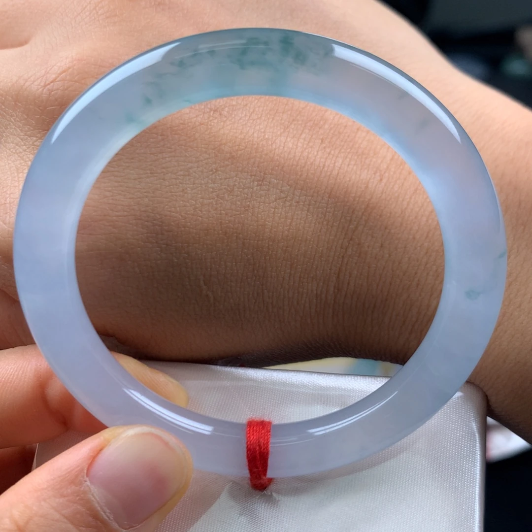 翡翠未镶嵌手镯冰透炸光