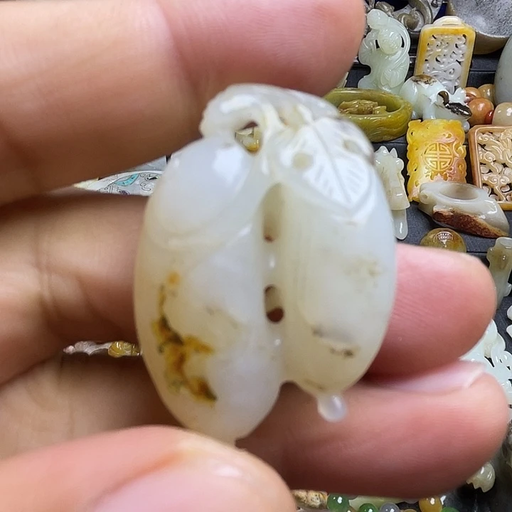 颈饰未镶嵌和田玉