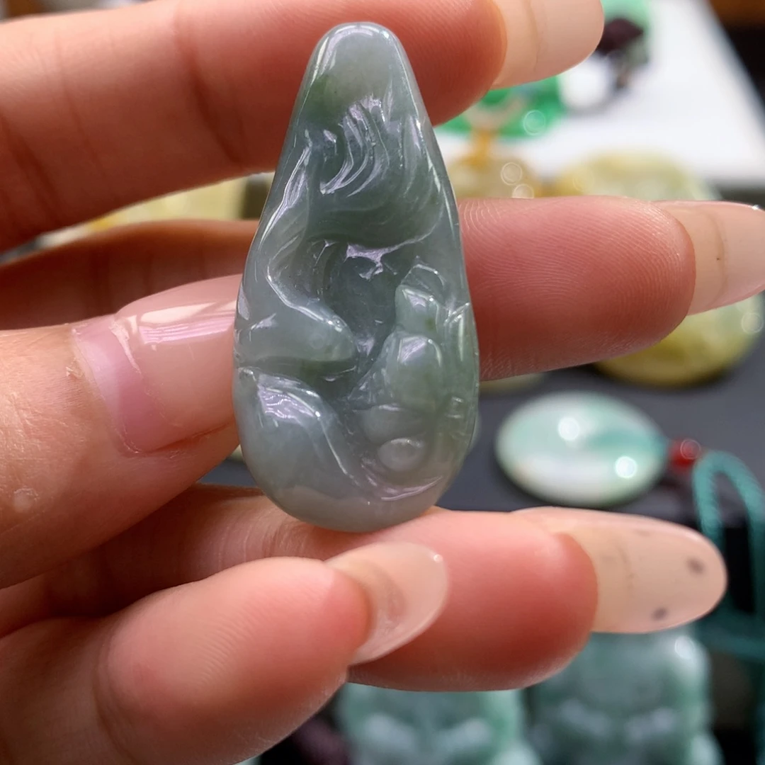 翡翠未镶嵌颈饰翡翠