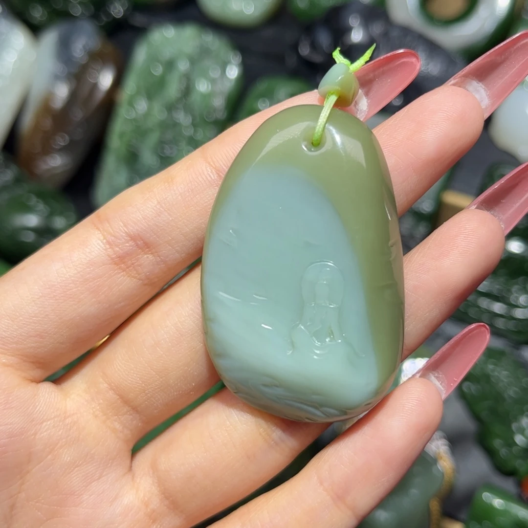 和田玉未镶嵌颈饰