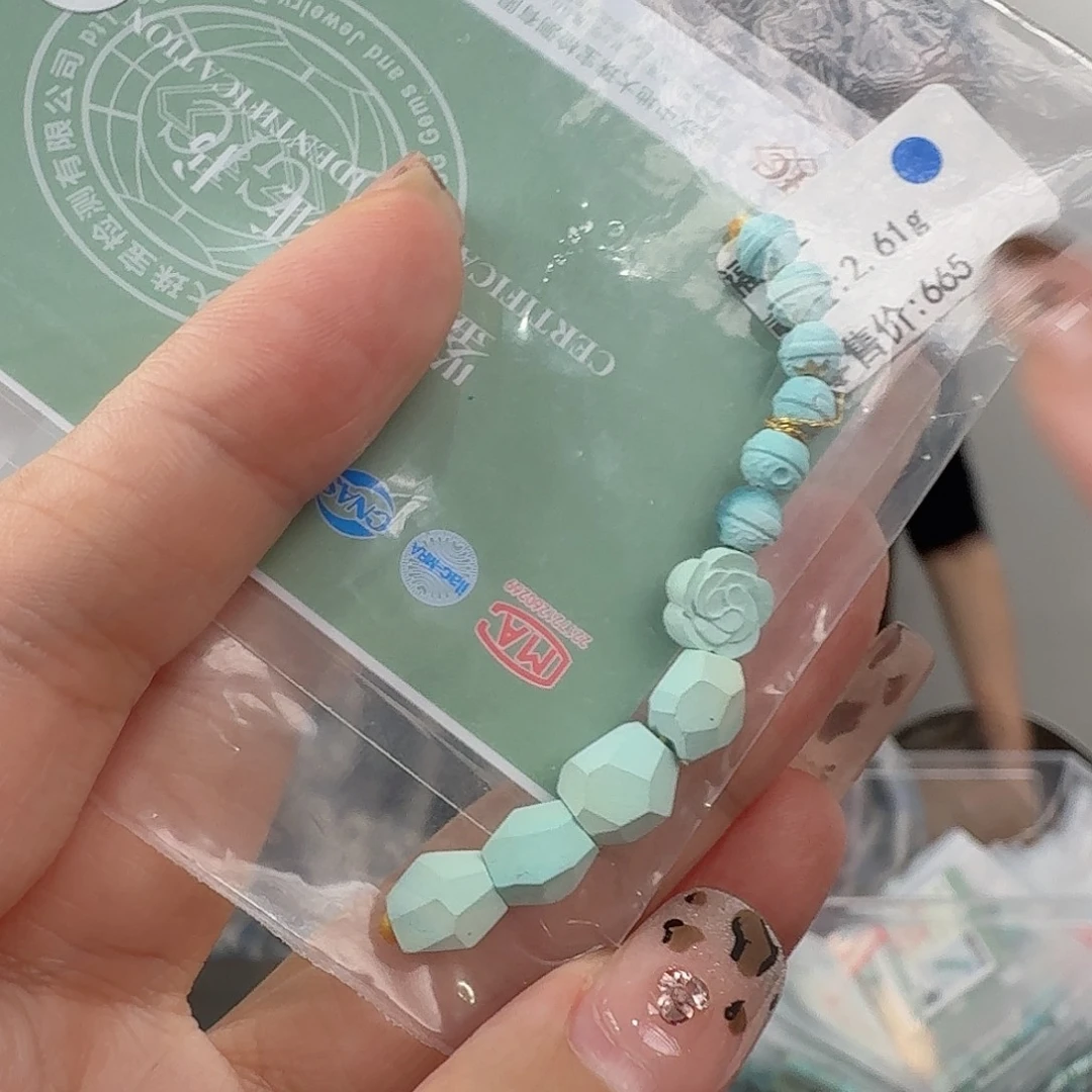 绿松石未镶嵌珠宝奇石